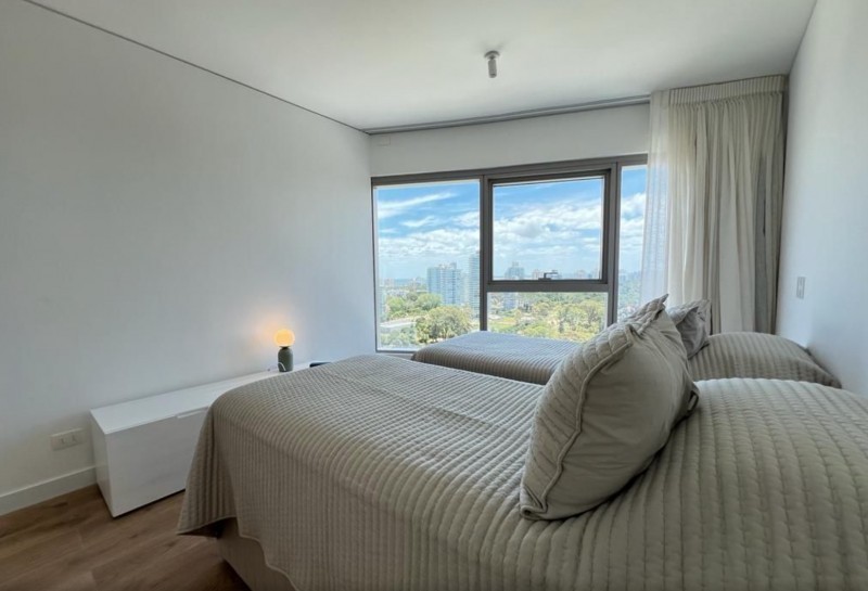 Excelente departamento en Punta del Este